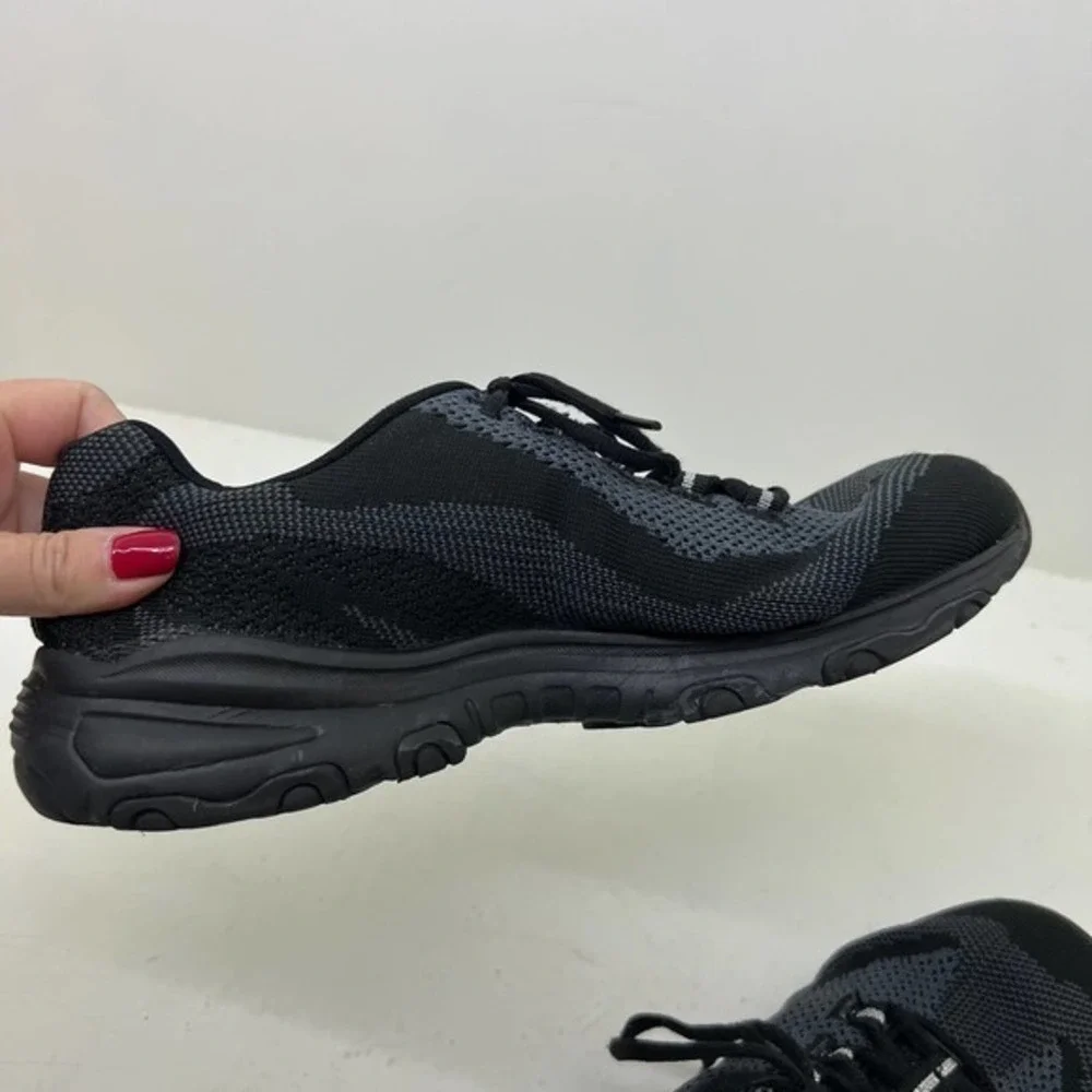 Avia black athletic lace up sneaker tennis shoes women fitness athletics size 10